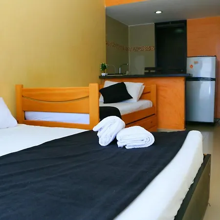 Apartaestudio 19c Cerca Al Mar Con Aire Acondicionado Y Wifi Apartment
